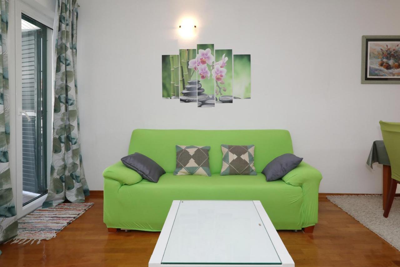 Apartment Rimanic Zara Esterno foto