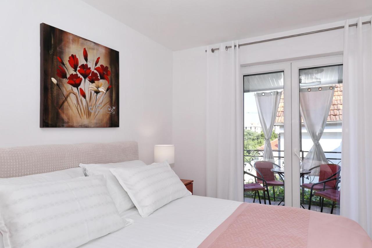 Apartment Rimanic Zara Esterno foto